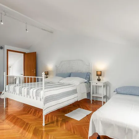 Silvia Sea View Διαμέρισμα *